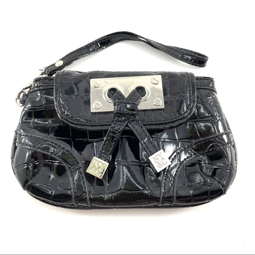 New York & Company wristlet